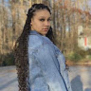 Meet your Posher, Brianna